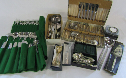 Assorted silver plated cutlery
