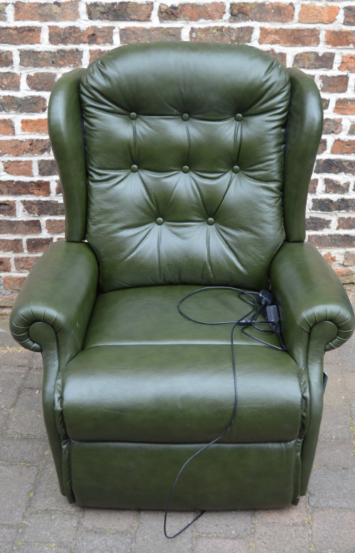 Sherborne electric rise and recline chair (approx.