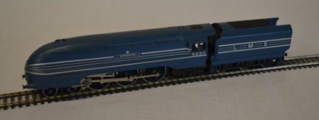 Hornby OO Gauge 4-6-2 6220 'Coronation' LMS Blue