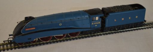 Hornby OO Gauge A4 Mallard.