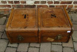 Travelling trunk by Otto Meissner,