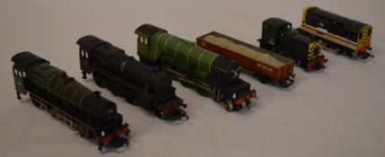 Approx 5 model railway locomotives and one wagon, including Hornby,