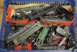 Quantity of broken Hornby locomotives - for parts/spares