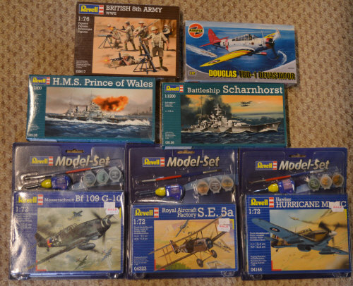 Approx 7 Revell & Airfix model kits including Royal Aircraft Factory S.E.