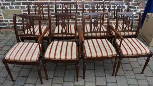 8 reproduction Georgian chairs including 2 carvers