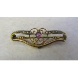 9ct gold amethyst and seed pearl Art Nouveau brooch L 4 cm total weight 1.