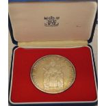 Silver Queen Elizabeth II Silver Jubilee Medallion, London 1977 with fitted Royal Mint case,