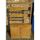 Victorian stripped pine dresser H 210 cm L 127 cm