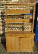 Victorian stripped pine dresser H 210 cm L 127 cm