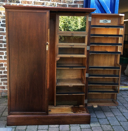 Mahogany fitted thick door Compactom wardrobe Ht 175cm W 128cm