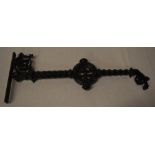 Cast iron hanging bracket