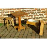 Pine table,