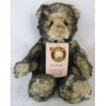 Modern jointed limited edition teddy bear by Charlie Bears 'Wurve you' 1062/6000 designed by