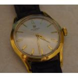 Gents Universal Geneve gold plated (40 microns) wristwatch,