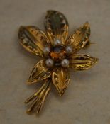 9ct gold citrine and seed pearl flower brooch, total approx weight 5.