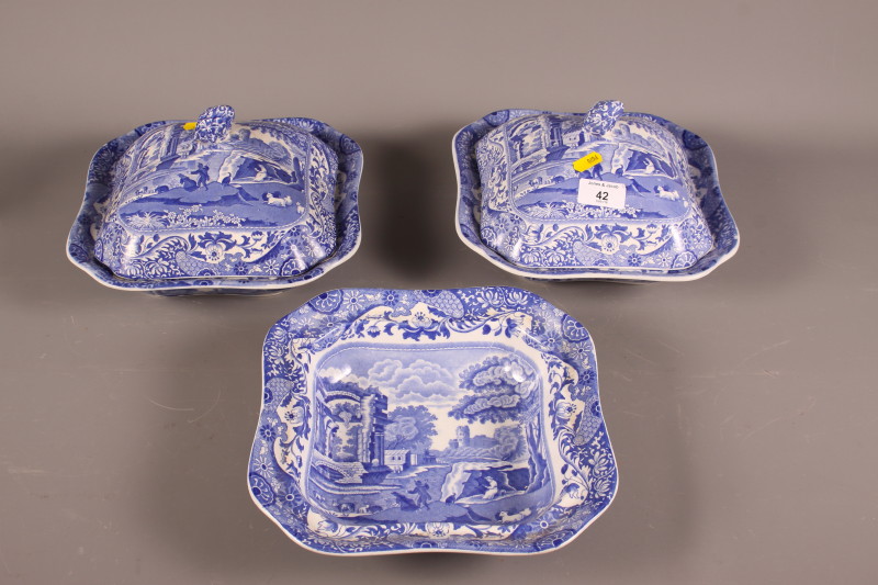 A quantity of various blue and white Spode "Italian" dinnerwares - Bild 2 aus 2