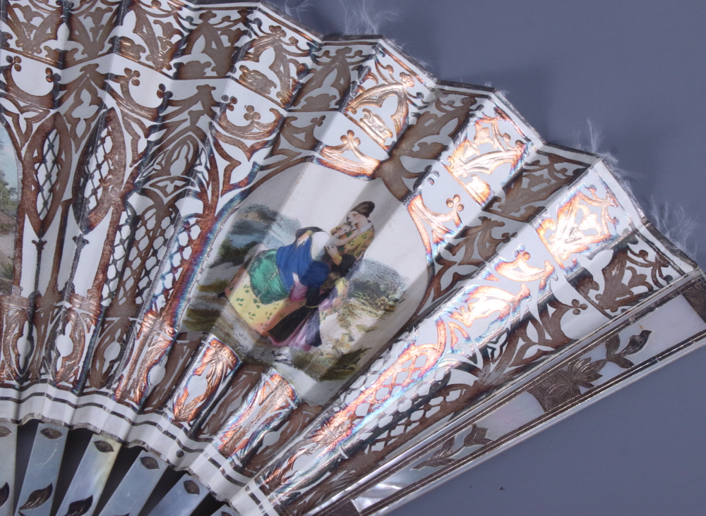 A 19th century hand-painted paper and mother-of-pearl fan, decorated with figures in classical - Image 8 of 8