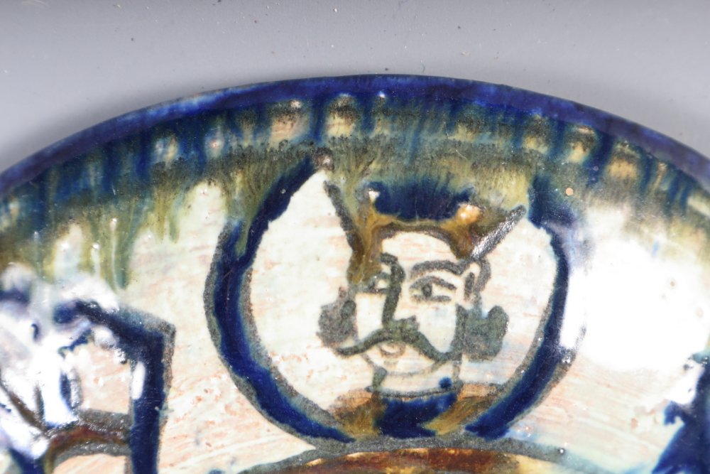 A French 19th century faience painted bidet liner, decorated blue painted flowers on a white ground, - Bild 7 aus 15