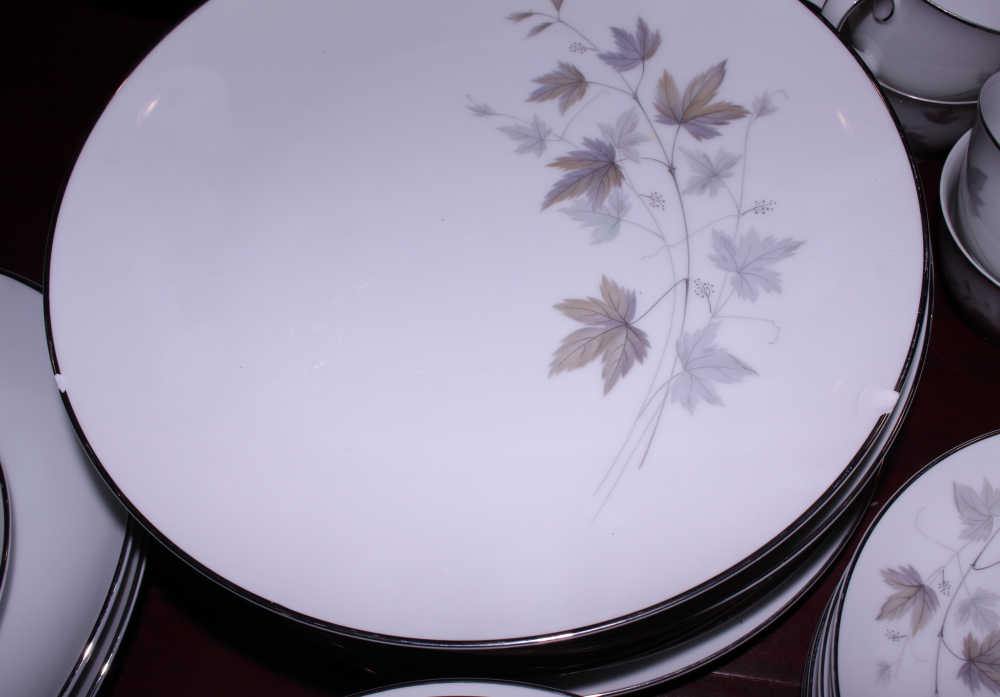 A Noritake "Howard" pattern combination service - Image 4 of 4