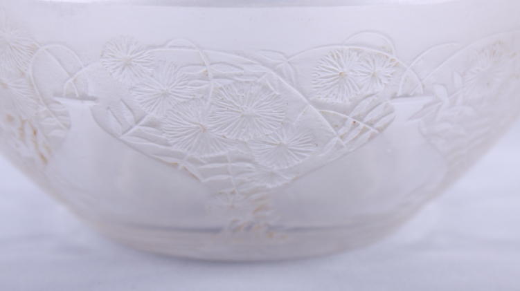 A Lalique coup, decorated "Verrerie d'Alsace" pattern, marked R.Lalique France, 5" wide - Image 6 of 6