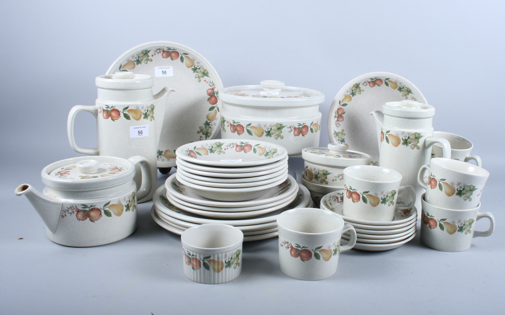 A quantity of Wedgwood "Quince" pattern dinnerware