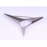 A Georg Jensen modernist silver brooch, No 342, designed by Henning Koppel