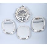 Three silver oval trays with gadrooned rim, Mappin & Webb, Sheffield 1964, 6" wide, 12oz troy