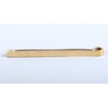 A gentleman's 15ct gold tie pin, 2g