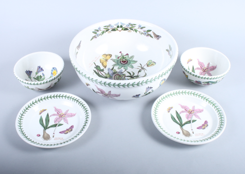 Five pieces of Portmeirion "Botanic Garden" pattern pottery