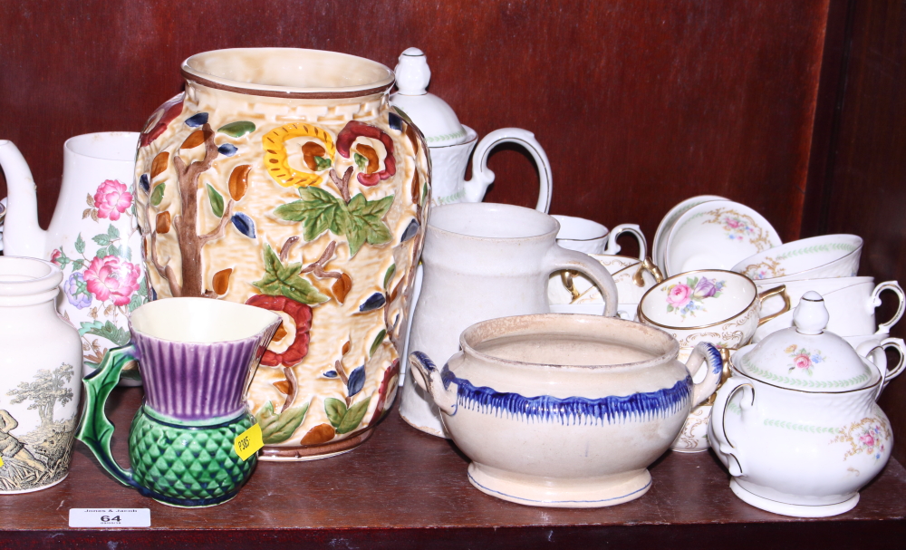 A Continental porcelain coffee service and other decorative wares - Bild 3 aus 5