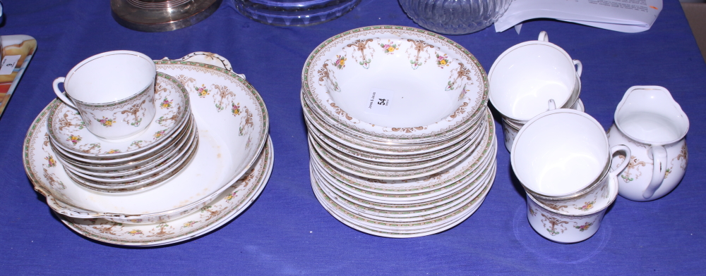 An Aynsley part tea service decorated with sprays of flowers - Image 2 of 5