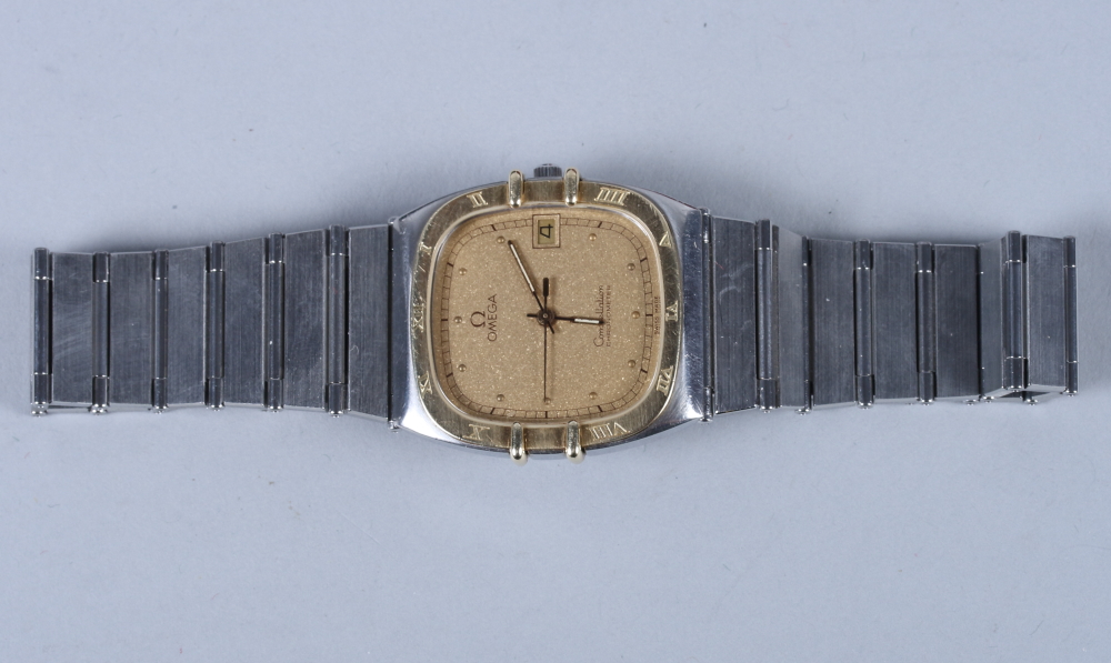 An Omega Constellation chronometer stainless steel wristwatch, quartz movement with gilt bezel and - Bild 2 aus 7