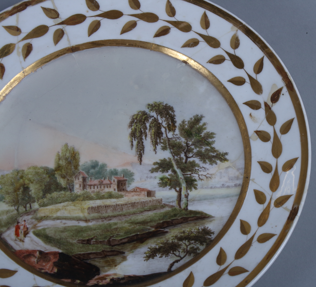 A set of five 19th century French porcelain plates, with landscapes within a gilt painted leaf - Image 8 of 15