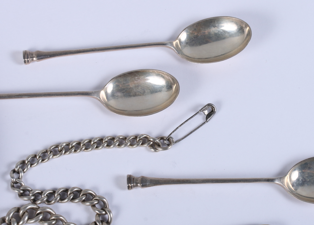 A Georgian silver butter knife with ivory handle, a silver plated fruit knife, a set of five seal - Bild 3 aus 4