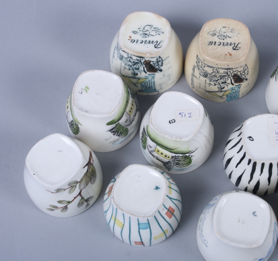 Sixteen Midwinter egg cups, including "Riviera", "Ming Tree" and various other patterns, together - Image 11 of 11