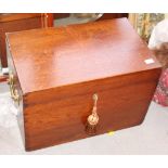 An early 20th century mahogany travelling trunk with brass carrying handles, 23 1/2" x 15" x 16"