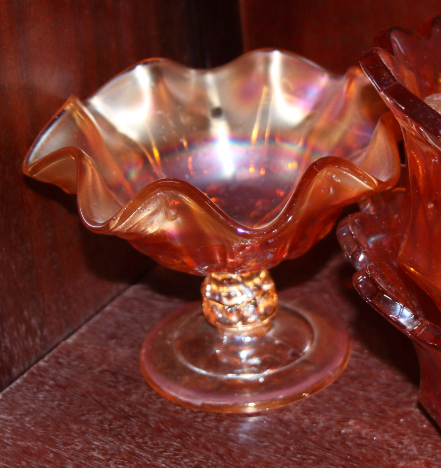 A collection of carnival glass dishes, including a blue/green dish decorated leaves and berries - Image 5 of 5