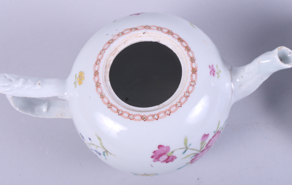 A 19th century Chinese porcelain teapot decorated floral sprays (hairline cracks), a 19th century - Image 5 of 16