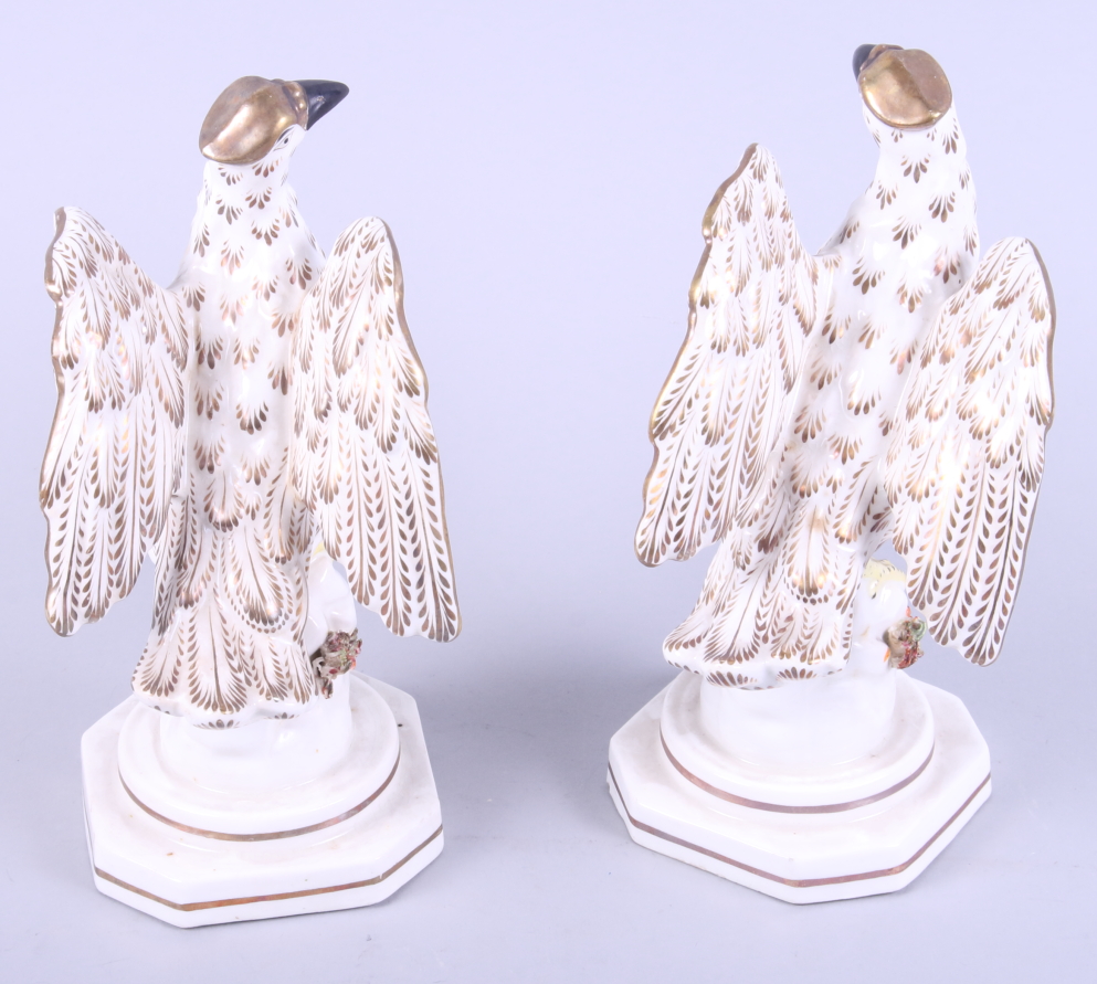 A pair of 19th century Staffordshire pottery eagles, 8" high - Image 3 of 7