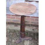 A 19th century mahogany circular top occasional table, on tripod splay support, 18" dia, and a