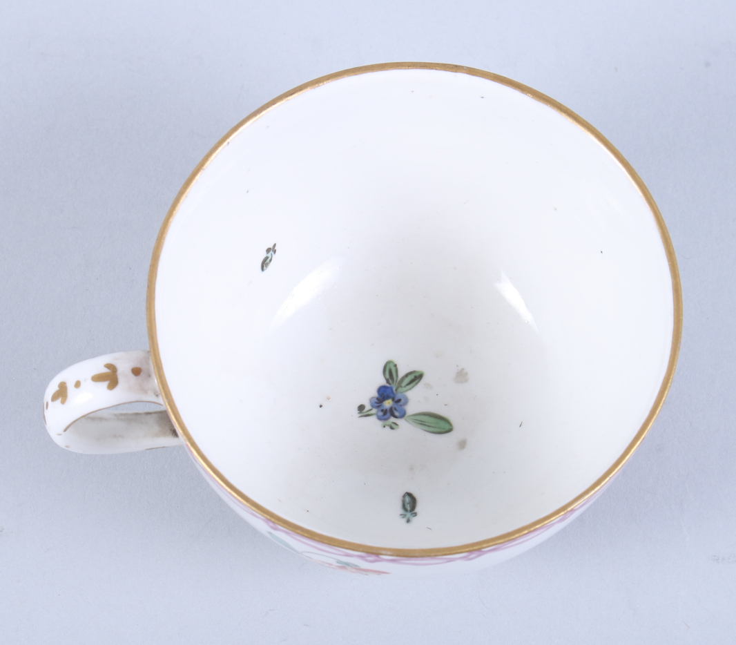 An 18th century German porcelain cabinet cup, decorated bathing maiden (chip to foot rim) - Image 4 of 6