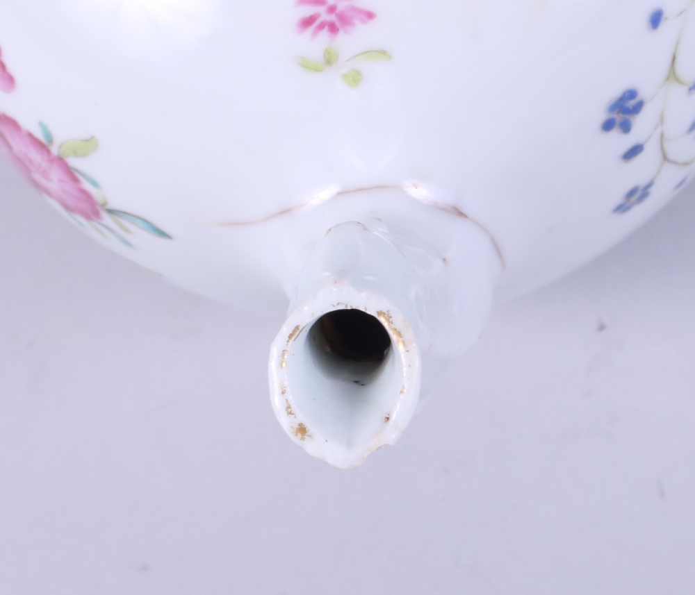 A 19th century Chinese porcelain teapot decorated floral sprays (hairline cracks), a 19th century - Image 6 of 16