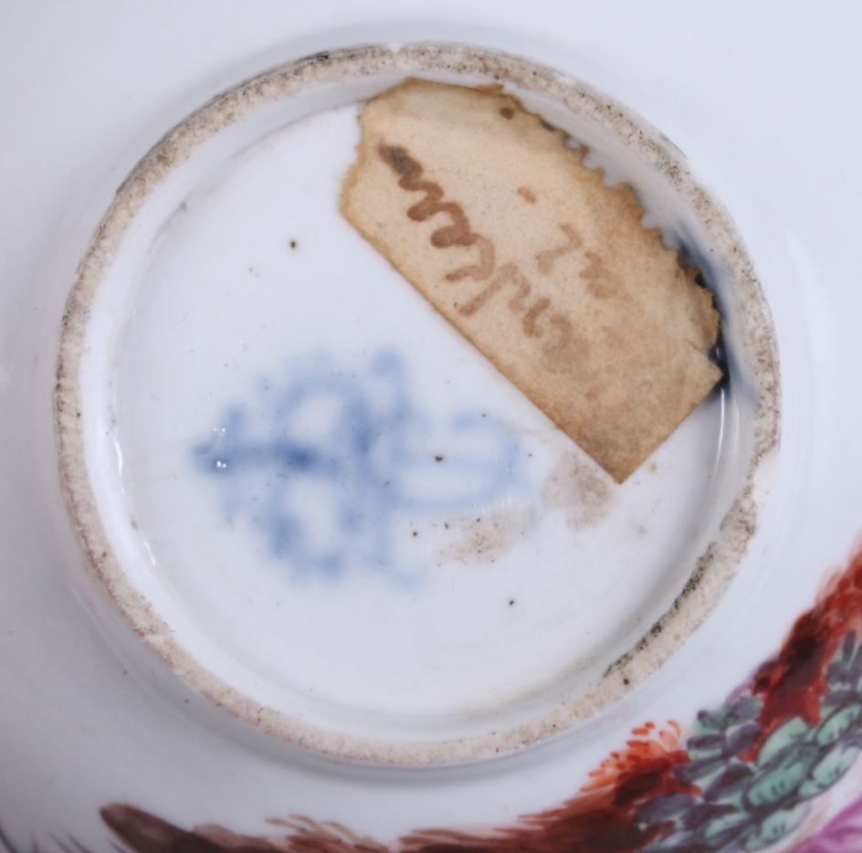 An 18th century German porcelain cabinet cup, decorated bathing maiden (chip to foot rim) - Image 6 of 6