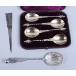 A cased set of four Victorian apostle spoons, cast with Saint John the Evangelist finials, twisted