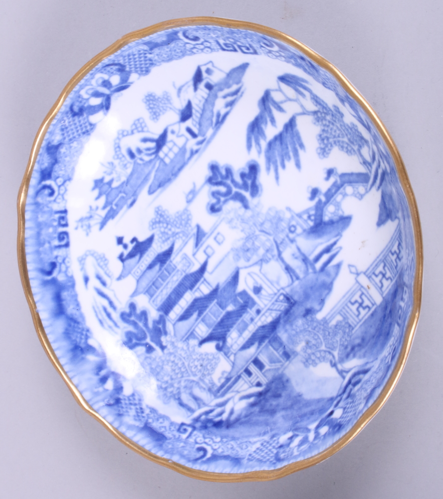 A 19th century Chinese porcelain teapot decorated floral sprays (hairline cracks), a 19th century - Image 15 of 16