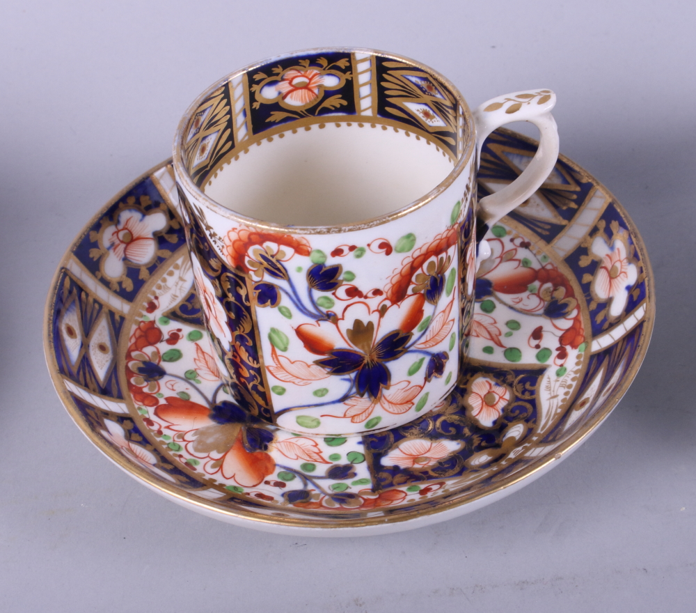 A collection of 18th and 19th century Derby porcelain cabinet cups and saucers, various - Image 6 of 15