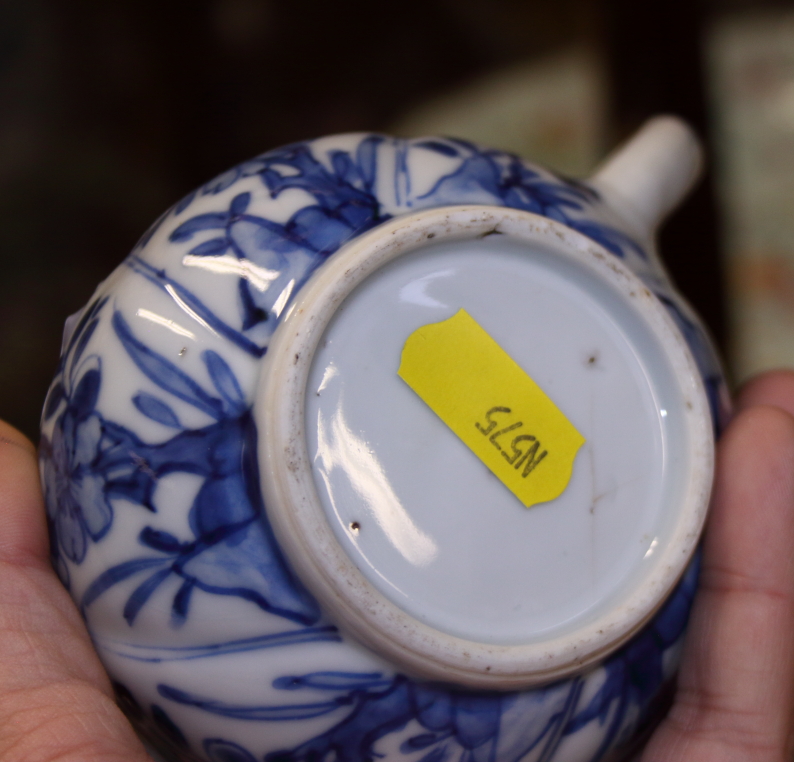 A Chinese porcelain blue and white landscape decorated stem cup, 4 1/2" high, a Kangxi vase, 3 1/ - Image 19 of 21