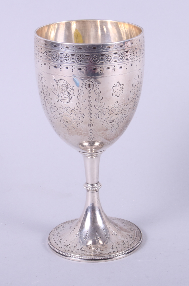 A Victorian silver goblet with engraved floral and swag decoration, on beaded circular foot, 4.5oz