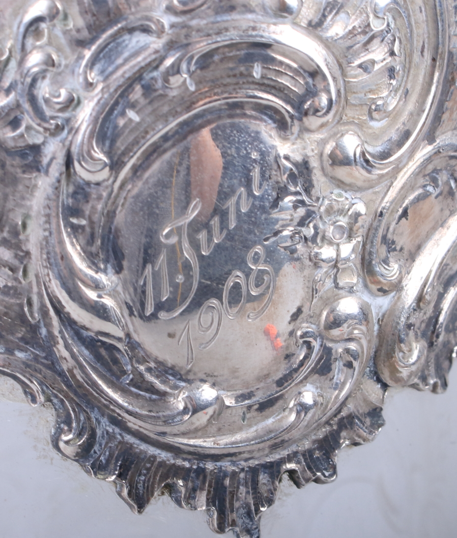 A late 19th century cut glass lemonade jug with Austro Hungarian 800 grade silver mounts - Image 4 of 4