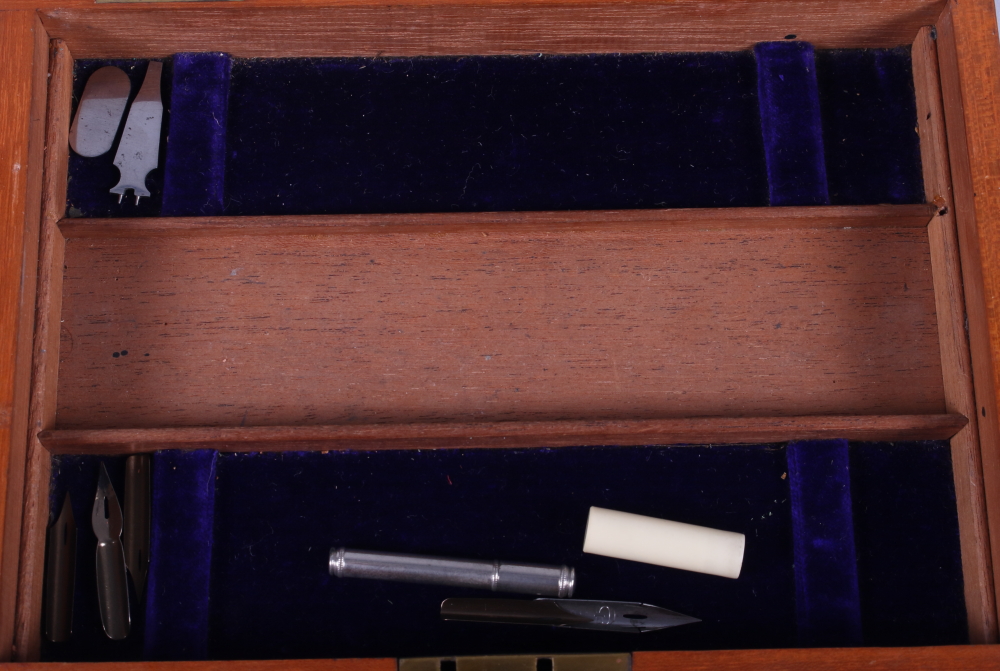 A set of W H Harling drawing instruments, in fitted mahogany case - Image 3 of 4